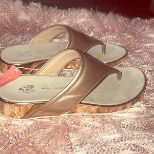 Rose Gold Easy spirit sandals